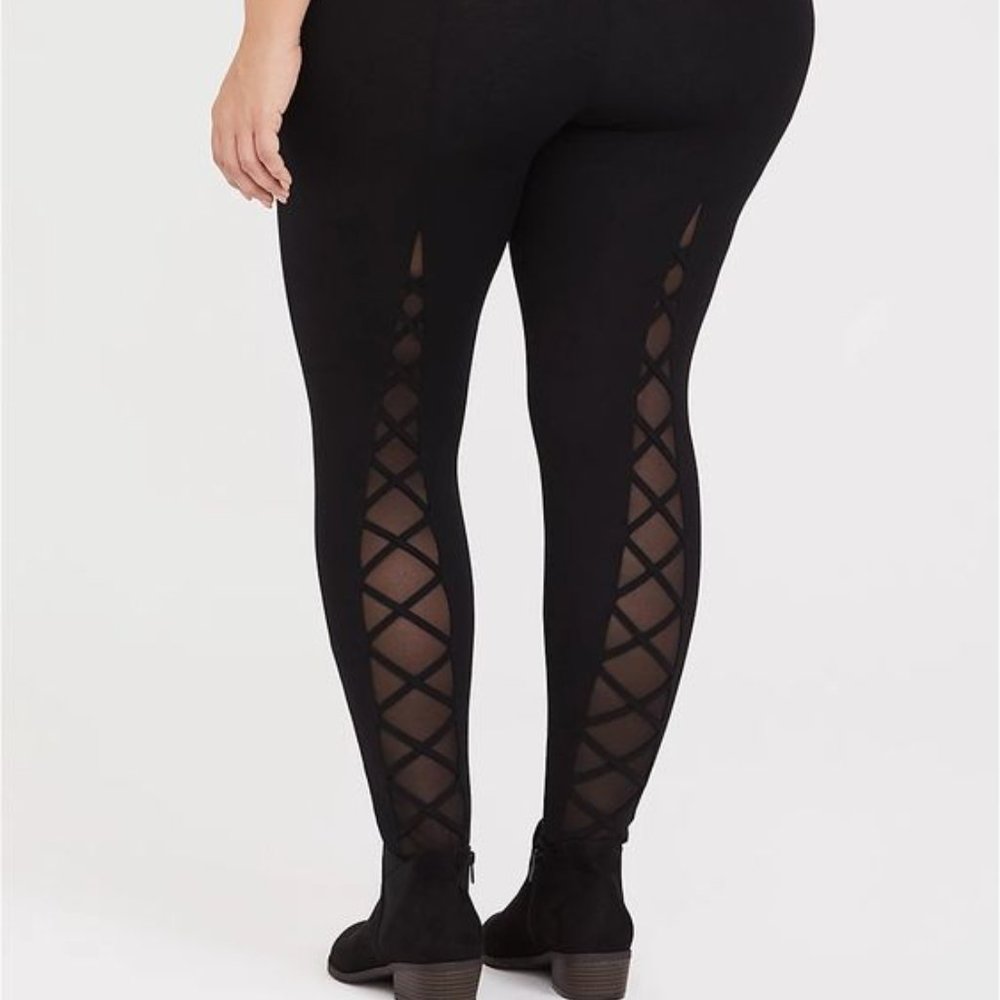 TORRID LATTICE MESH INSERT BLACK LEGGINGS